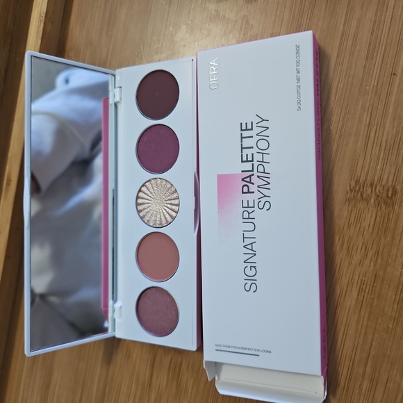 OFRA Other - OFRA Signature Eyeshadow Palette Symphony
